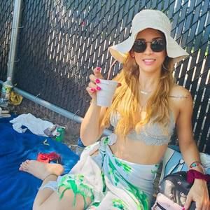 Meet your Posher, Mayra